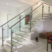 Conector Grapa Para Barandal Con Base Curva Herralum