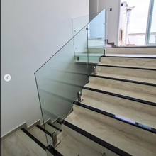 Miniposte Rectangular Satin de 16 cm de alto Para Barandal de Cristal Templado de 8 a 13mm Herralum