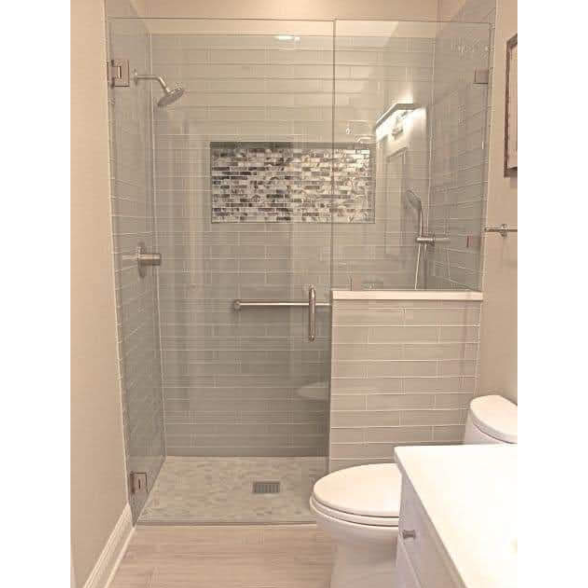 BATHROOM CANCEL 70 X 189 CM WITH FOLDING DOOR