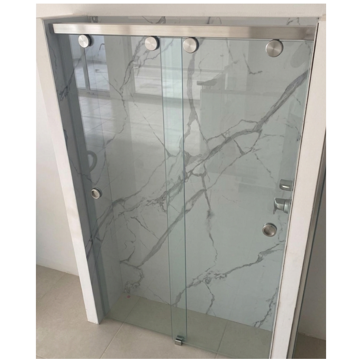 Cancel De Baño Chetumal Herralum Con Cristal Templado 8mm Y Herraje