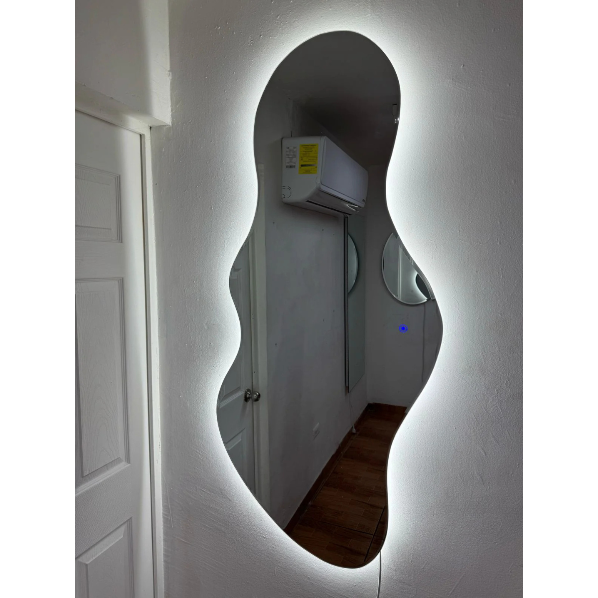 Espejo cuerpo completo con forma 2 tonos de luz rosa y blanco 68x150 herrashop