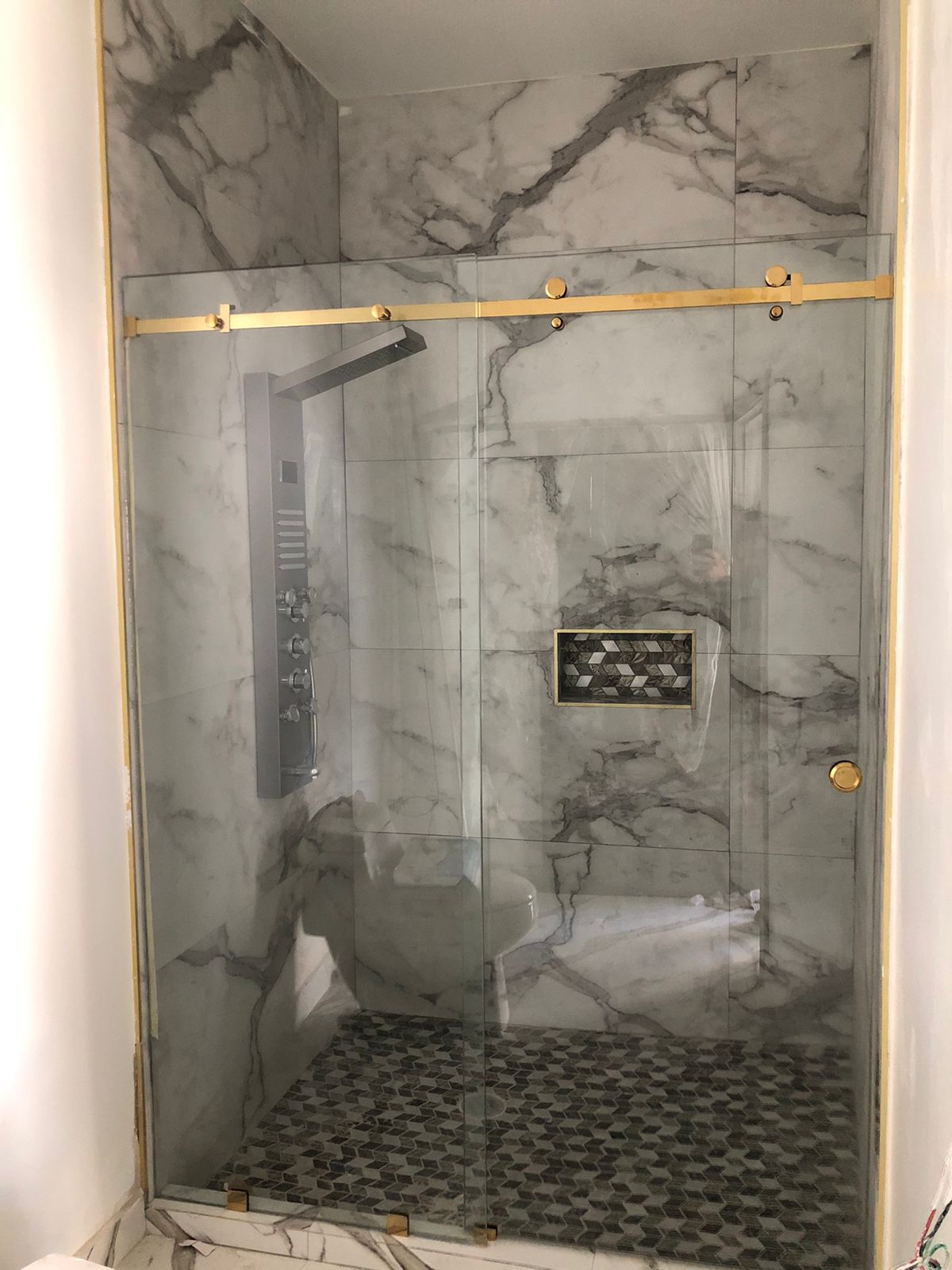 Herrajes Cancel de baño Modelo Bacalar herralum