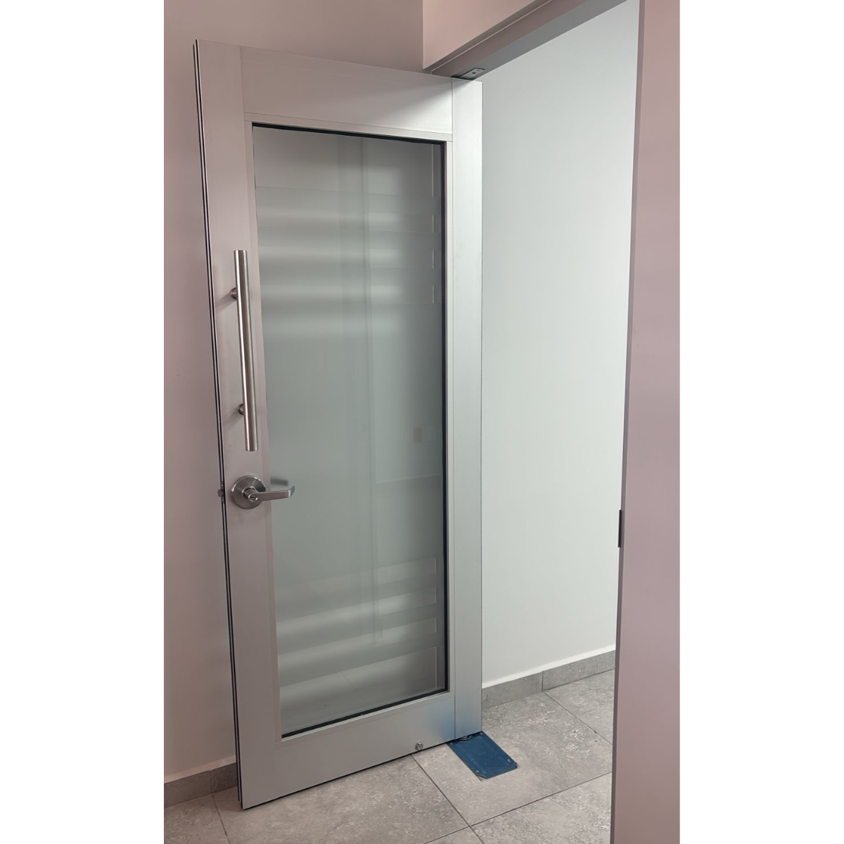 Bisagra Hidráulica de Piso MOD S-202N sin freno SKU 114000000 RYOBI