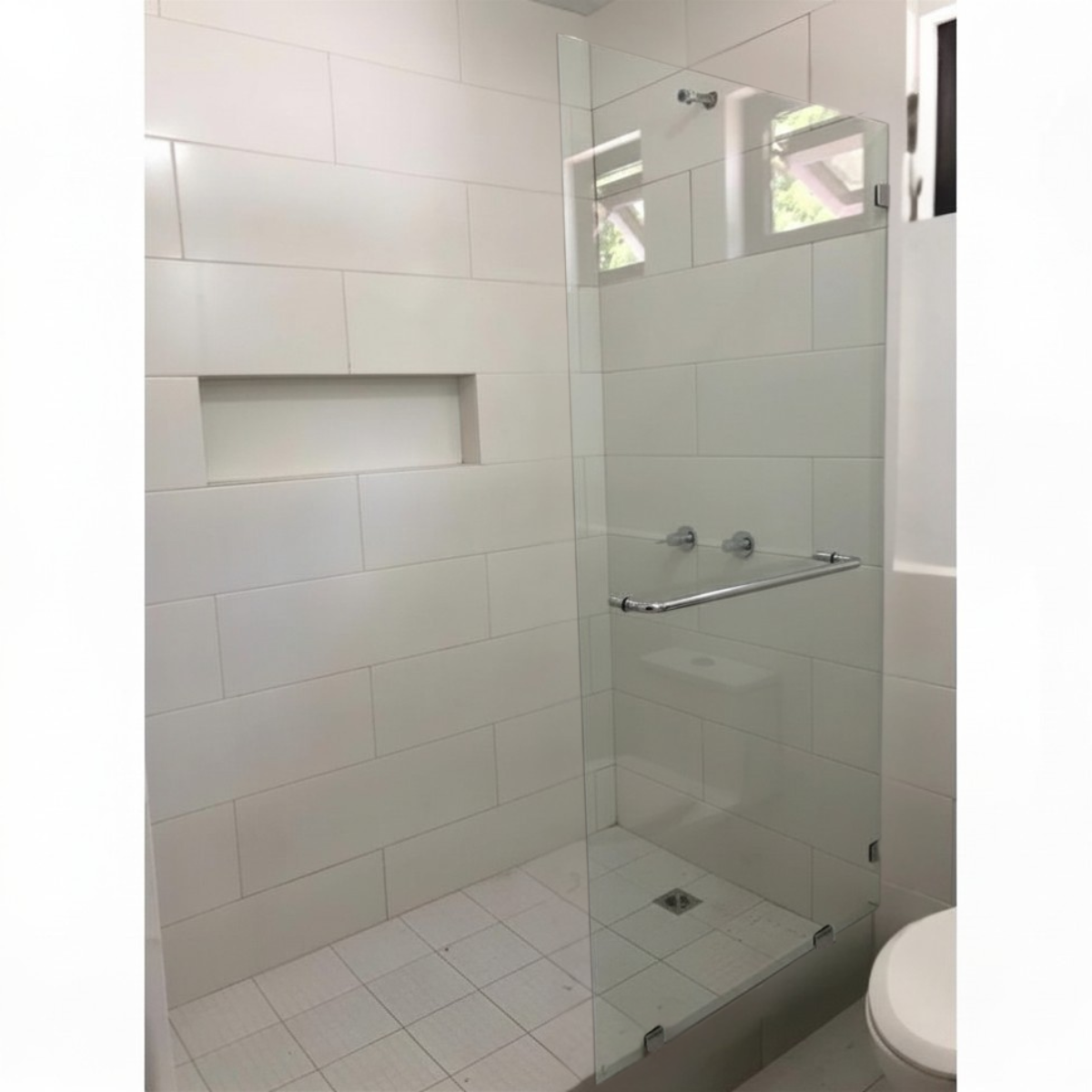 Cancel De Baño Vidrio Fijo Templado Tipo Mampara Con Toallero