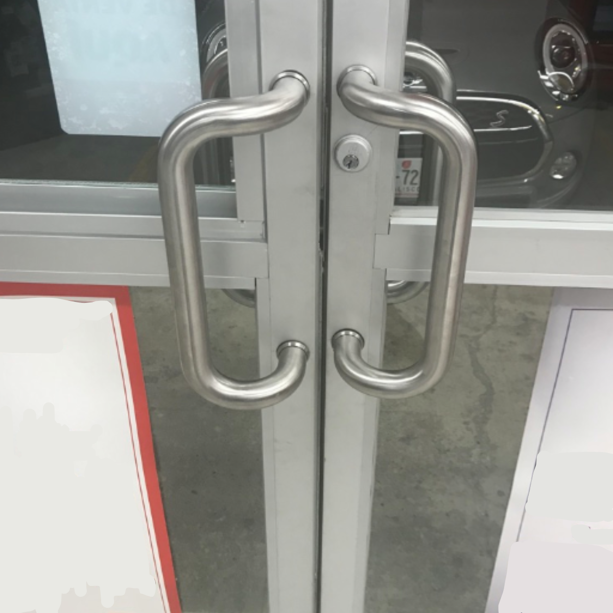 Jaladera para puerta principal Tipo Oxxo 1 1/4" herralum