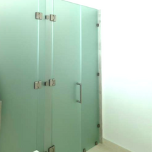 Interior and exterior handle for 1" square type glass door