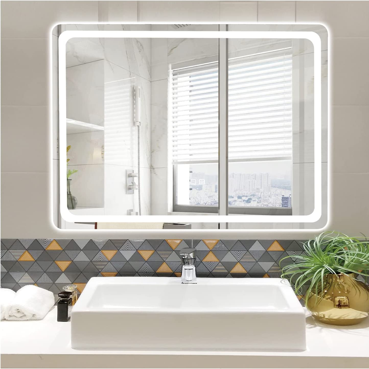 Luxury Rectangular Mirror With 3 Light Shades + Anti-Fog 60X80 cm
