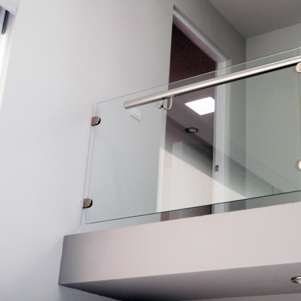 Staple Connector For Railing With Flat Base 1192 Herralum